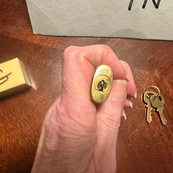 Louis Vuitton Lock and Key - Picture 3 of 3